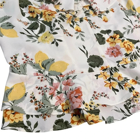 Sugarlips Floral Flutter Strap Tropical Print Top 2X - Picture 5 of 6